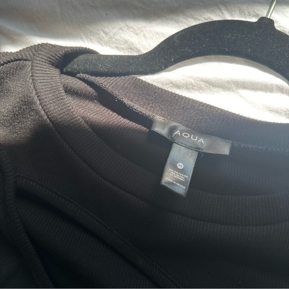 Aqua cut out black long sleeve size XS - Picture 3 of 3